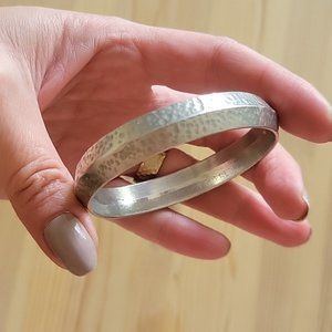 AITKENS PEWTER Hammered Bangle